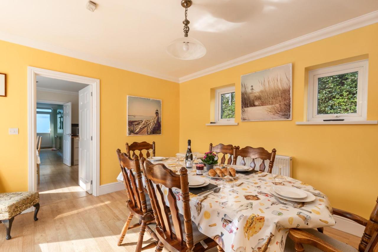 Sunningdale - Beach Side Cottage, Sea Views, Parking Saundersfoot Luaran gambar